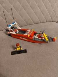 Lego city łódź pożarna