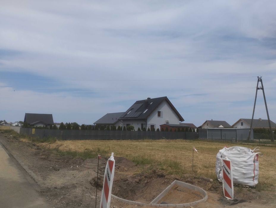 Działka na sprzedaż