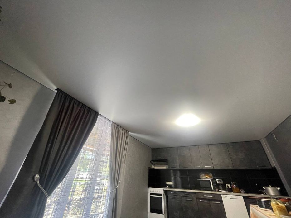 Натяжні стелі, натяжные потолки