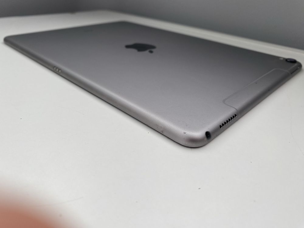 iPad Pro 10.5 запчастини