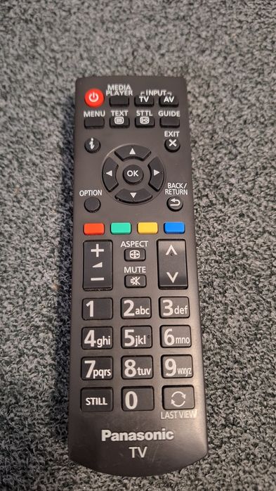 Pilot PANASONIC TV Model: N2QAYB000816 sprawny 100%.  B.dobry stan!!