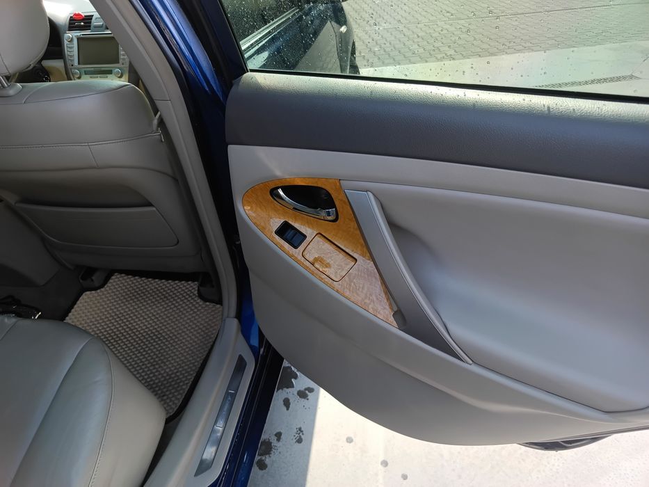 Продам Toyota Camry 40