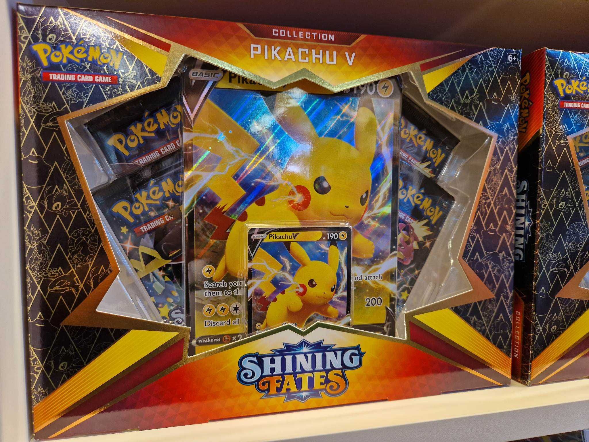 Shining Fates Pikachu V Box Pokemon Karty TCG