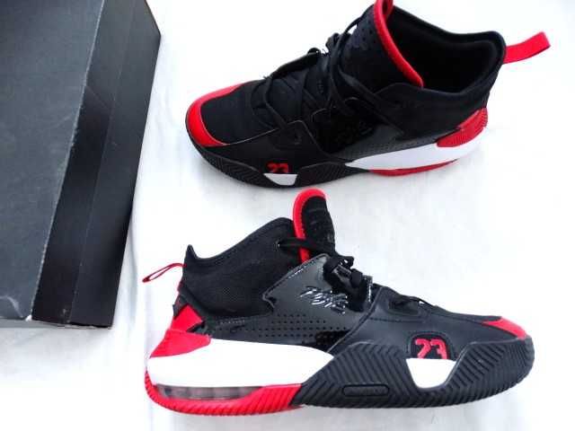 Sneakersy JORDAN junior chłopięce sportowe JAK NOWE 42,5 dla 41 - 41,5
