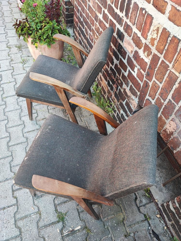 Fotel tapicerowany Puchała 300-123 PRL retro design lisek chierowski H