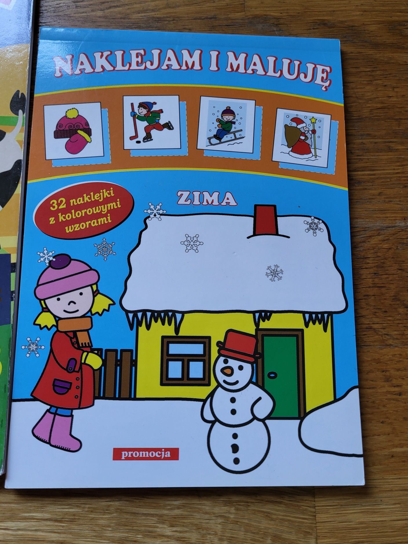 zestaw mega kolorowanek dla najmłodszych z naklejkami 3 szt.