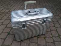 WALIZKA RIMOWA Pilot super stan  48 x 38 x 22 cm aluminiowa