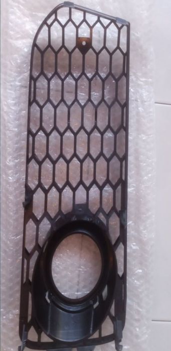 Grelha Grelha Frontal Audi A5 Novas

Pretas com encaixe