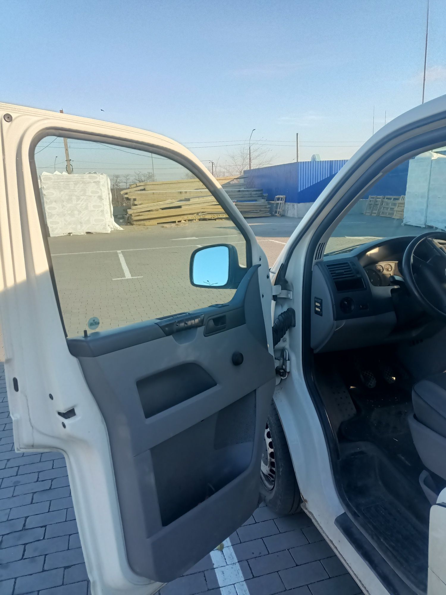 Продам Volkswagen T5