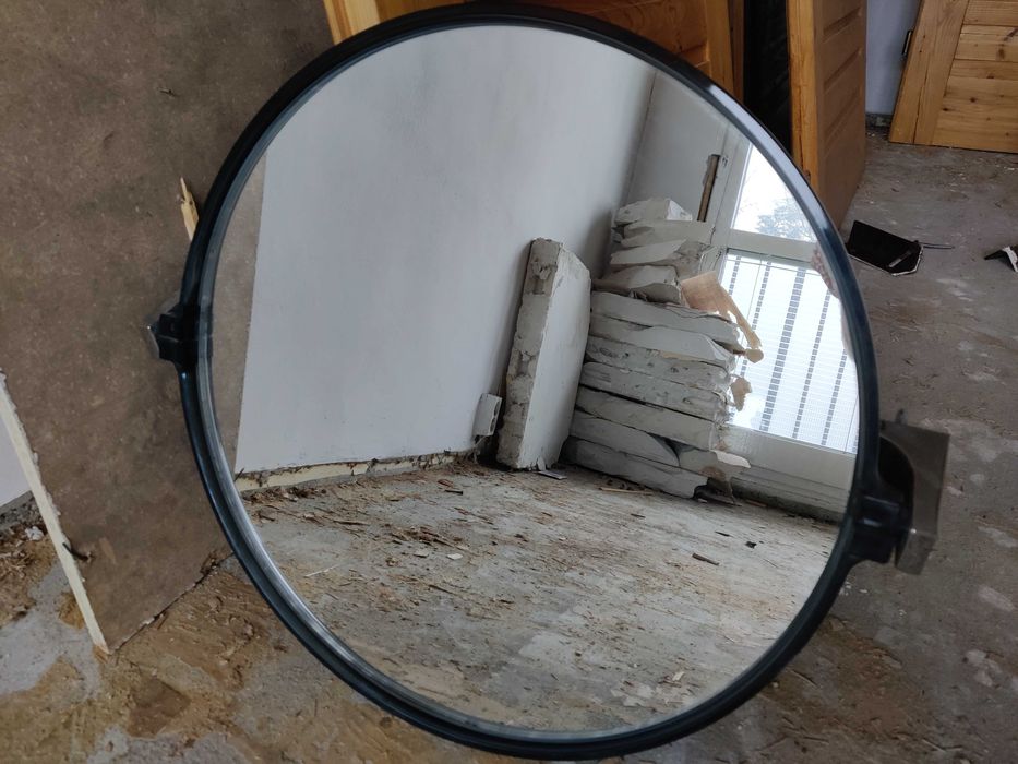 Stare lustro okrągłe PRL średnica 50 cm Vintage do łazienki ruchome