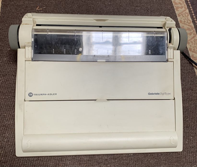 Maquinas de escrever + Fax