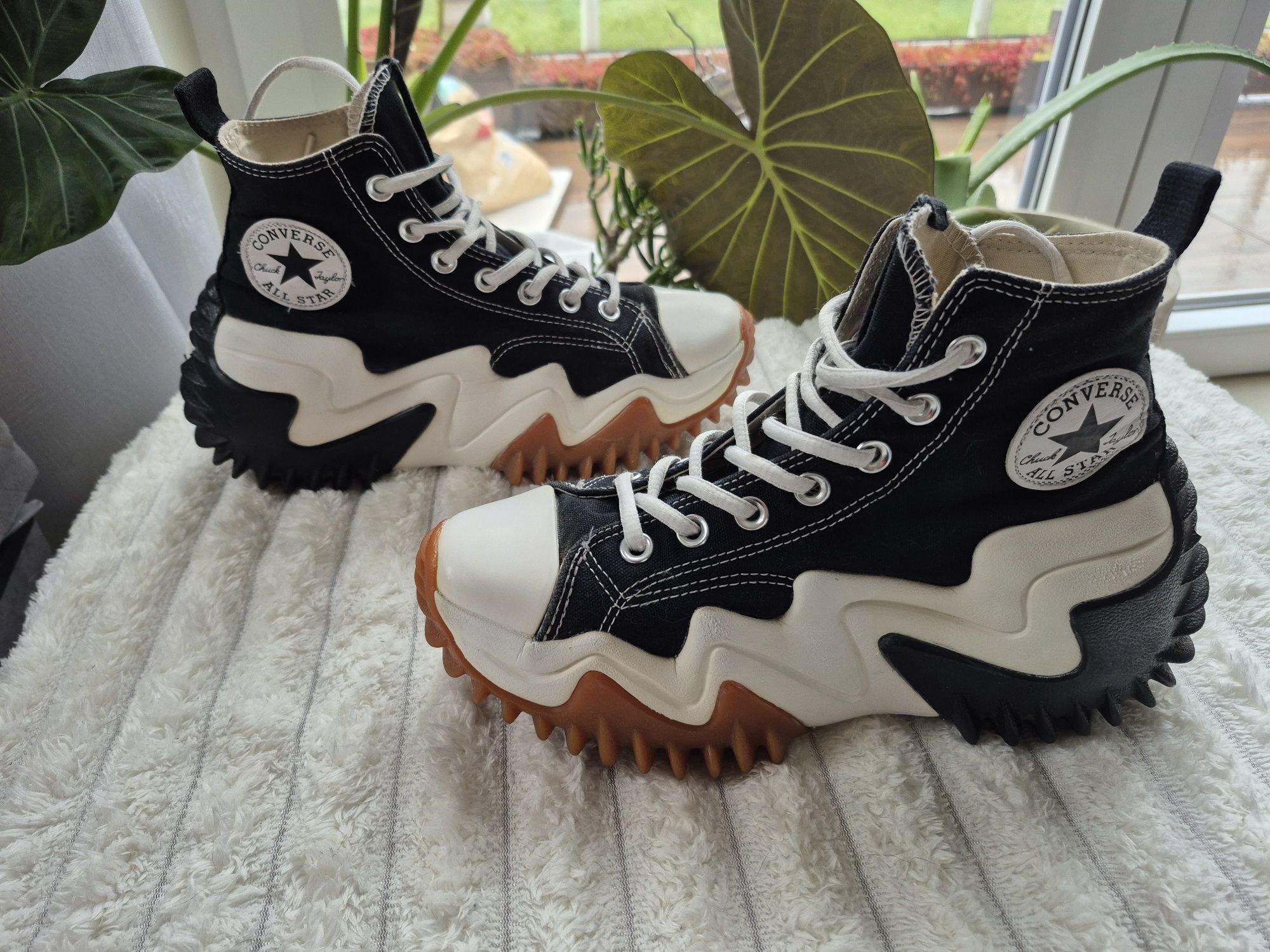 Converse Run Star motion r.38.5