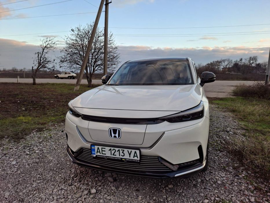 Продаж електромобіля Honda ENS 1