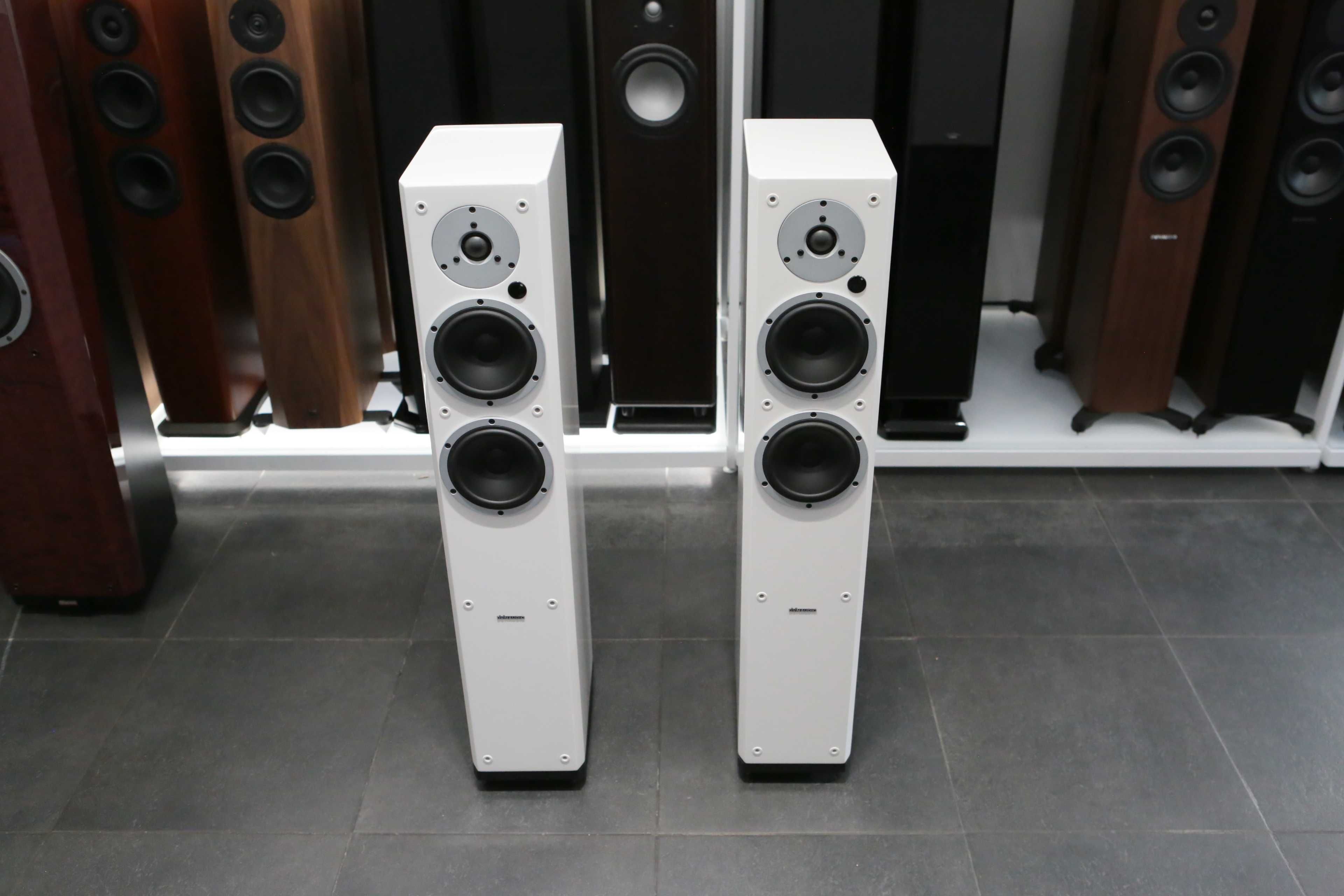 Dynaudio Xeo 5 głośniki podłogowe aktywne