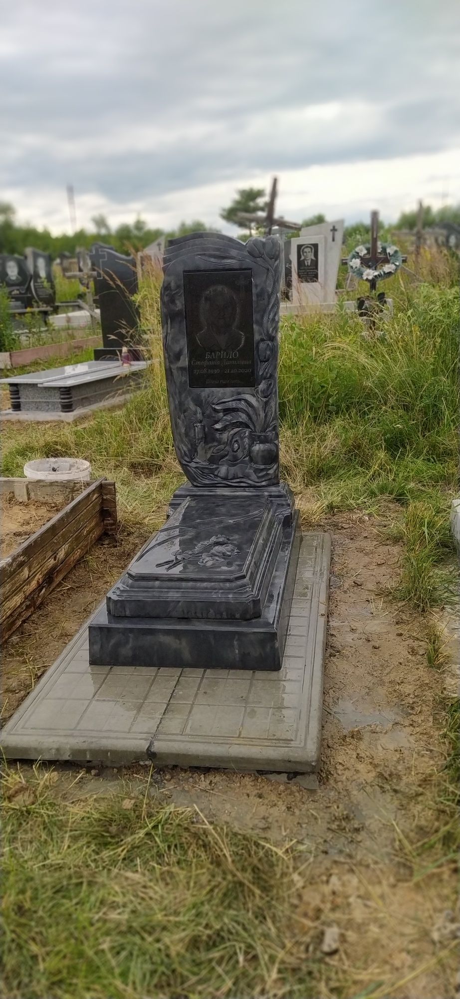 Пам'ятник одинарний