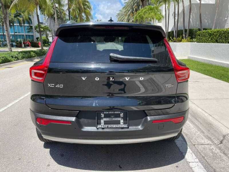 Volvo XC40 T5 Momentum 2019