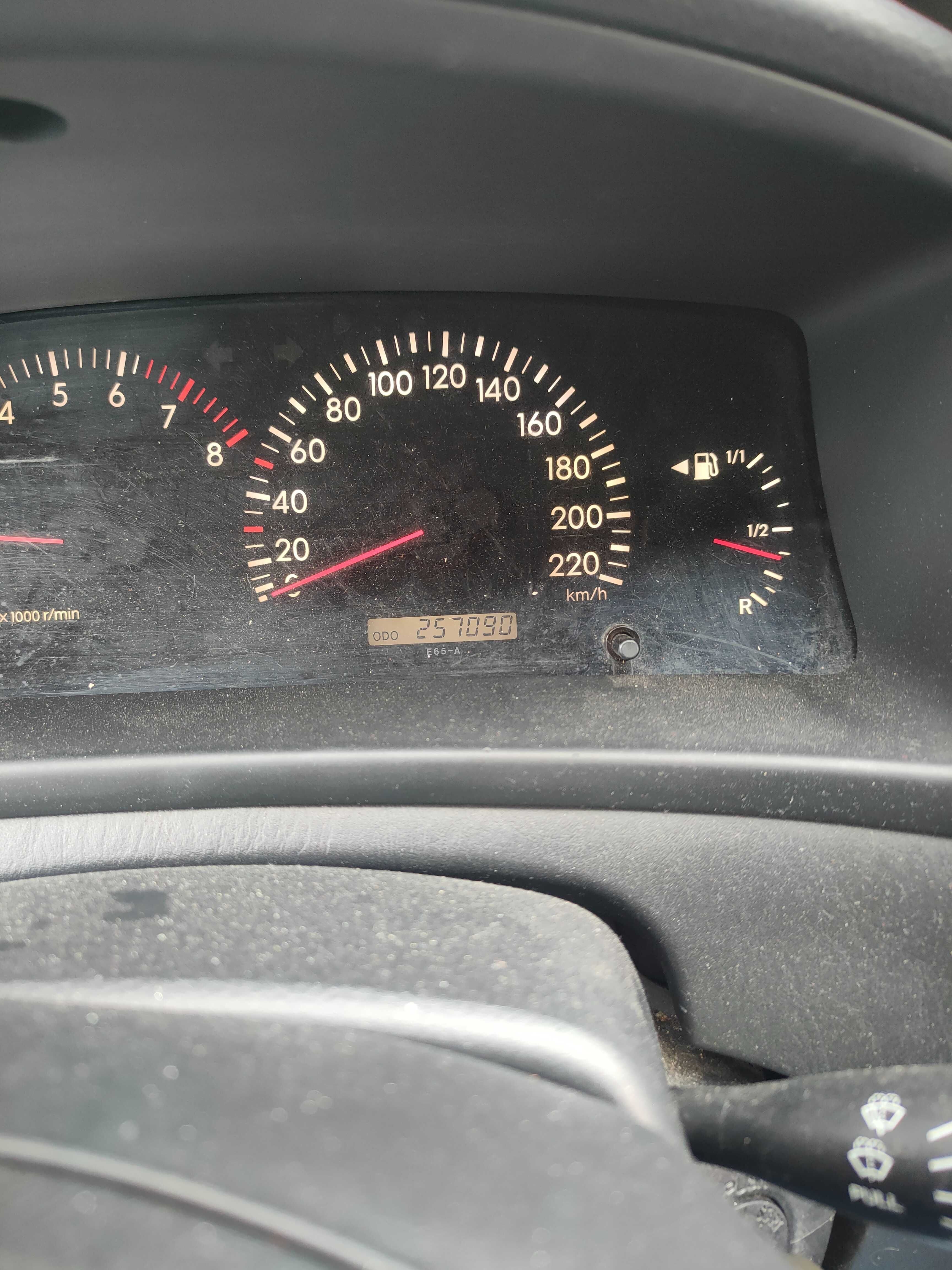 Toyota Corolla Verso 2003