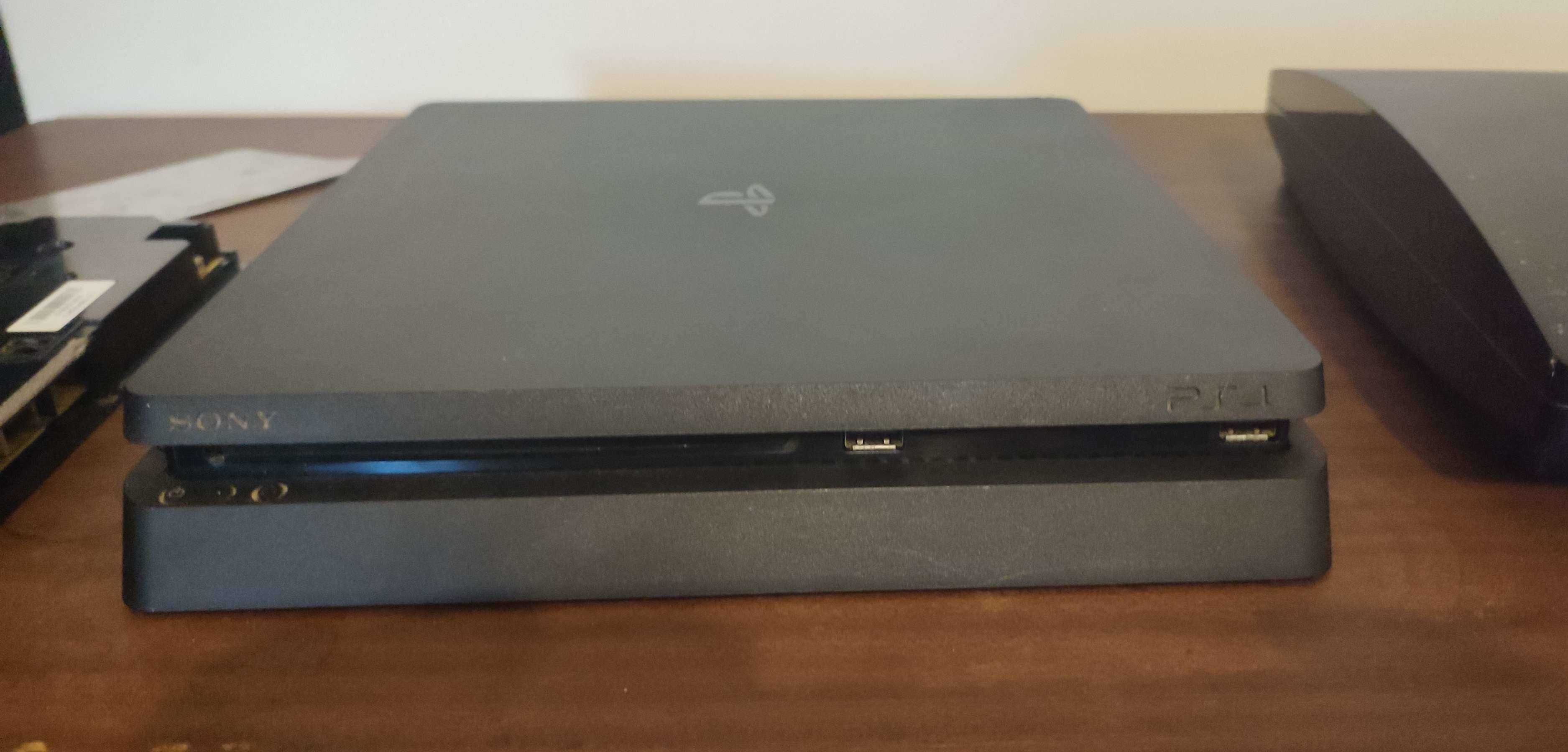 PS4 avariada, para peças