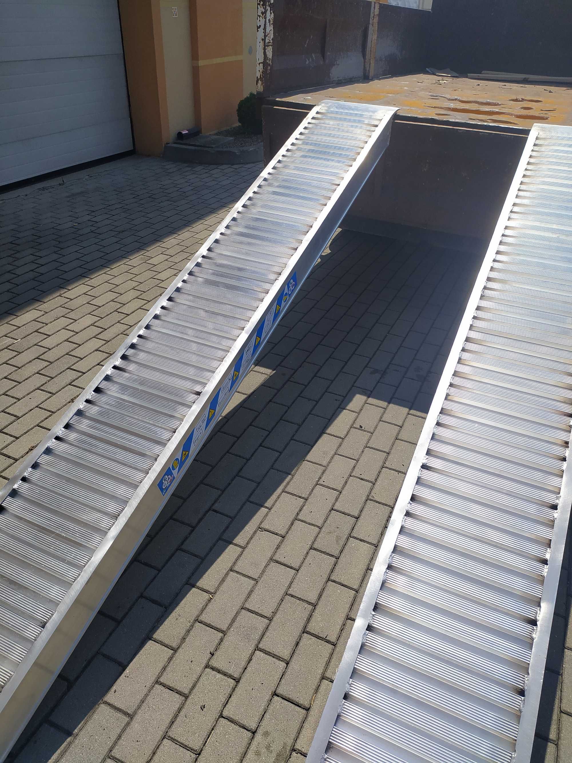 Najazdy aluminiowe 3m/3700kg / Duży wybór, dostawa, włoska jakość