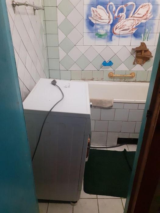 Продам 3кімнатну квартиру по вул. Івана Франка 37