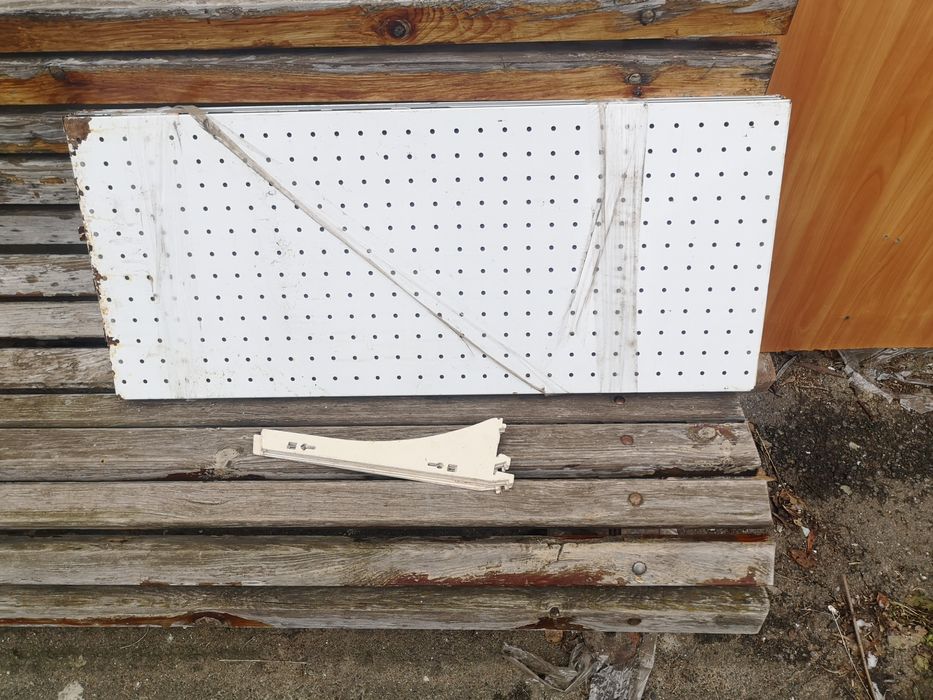 Продам полиці, стелажі