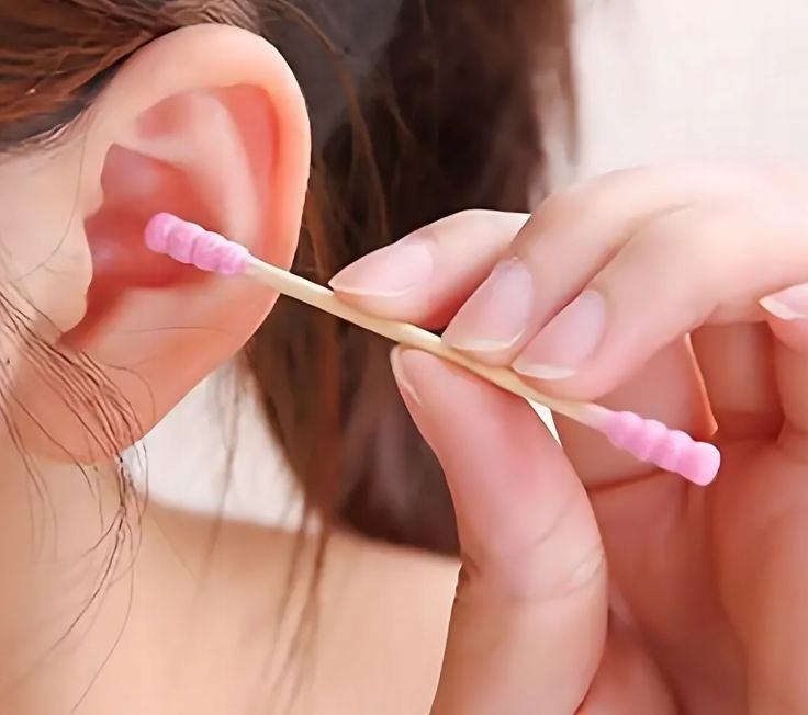 Higieniczne Patyczki Do Uszu 100 Sztuk Drewniane Kosmetyczne Różowe