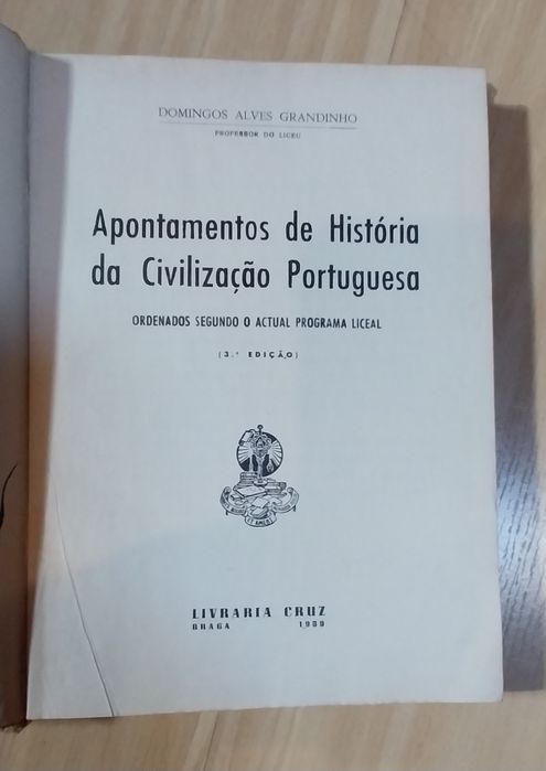 Livro antigo da Livraria Cruz