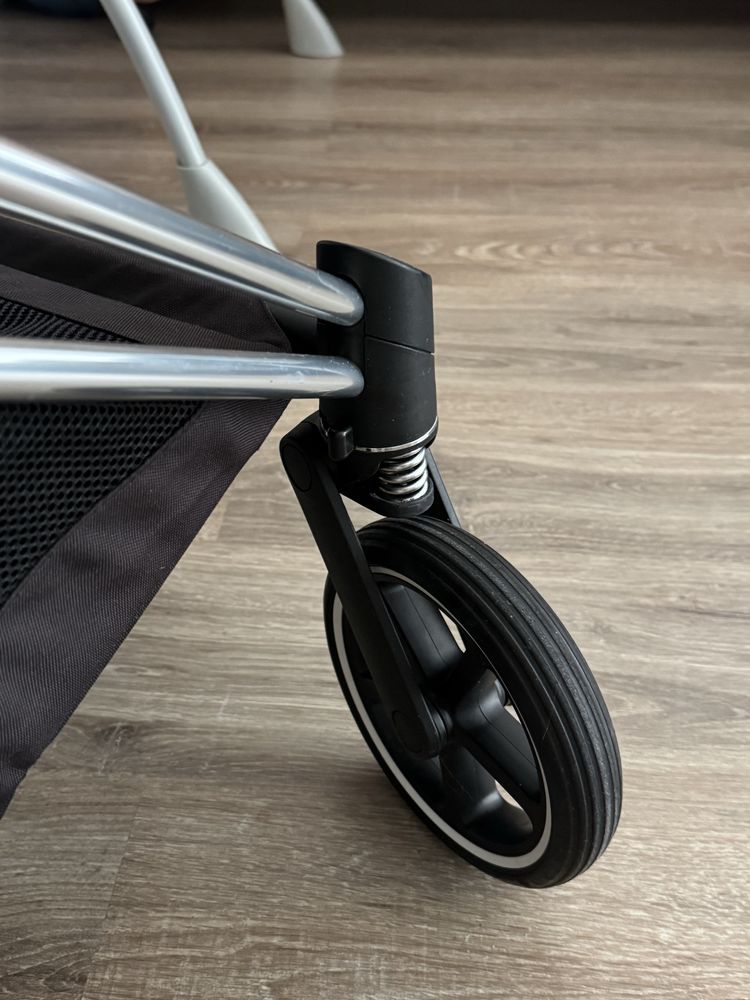 Cybex Priam Khaki Green шасі Chrome Black 4.0