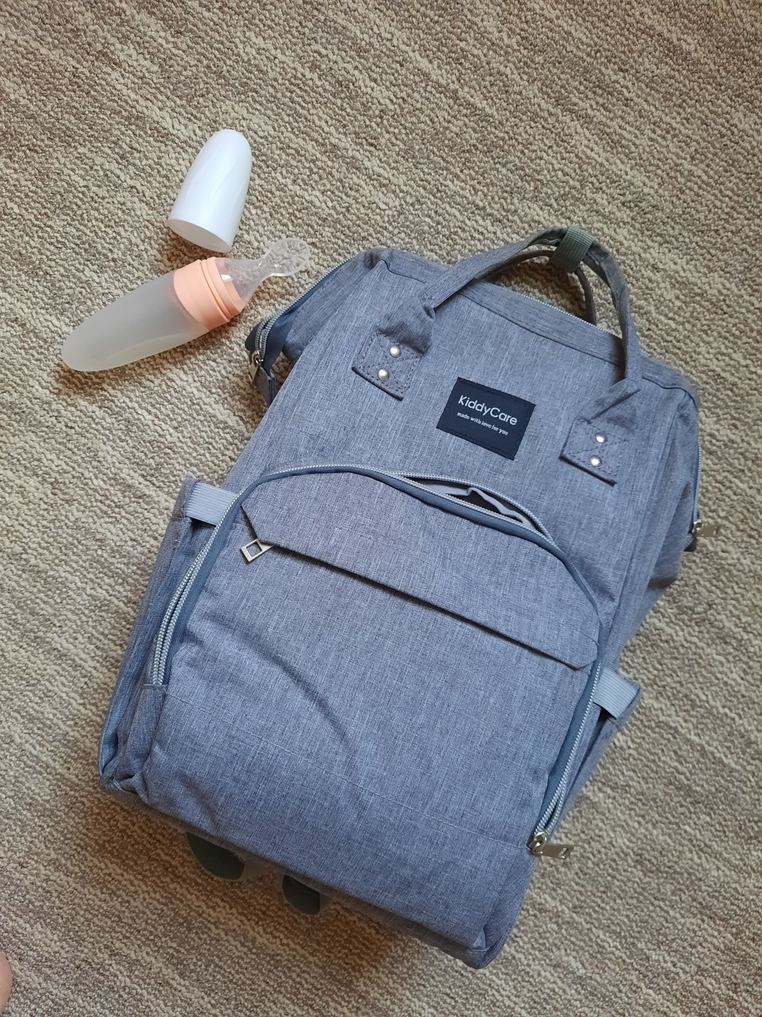 Рюкзак - сумка для мамы, силиконовая ложка - контейнер для прикорма
