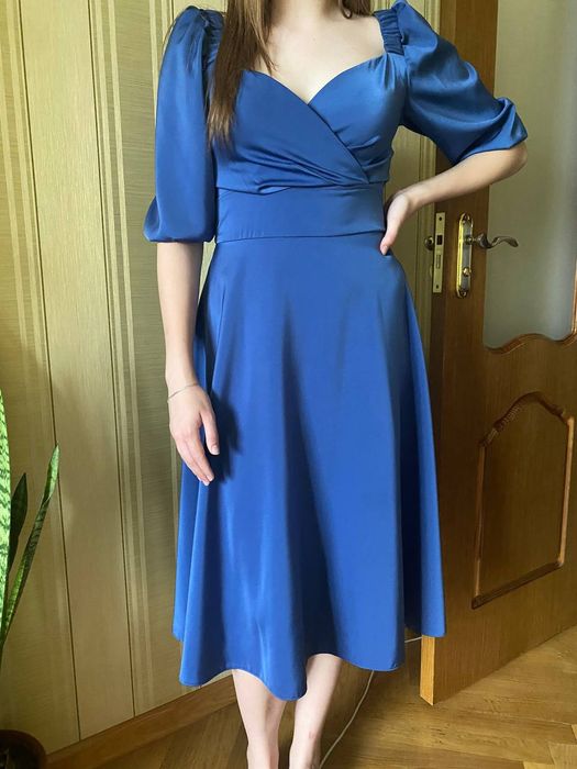 Плаття    атласне