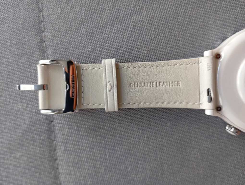 Huawei Watch GT 3 Pro cerâmic