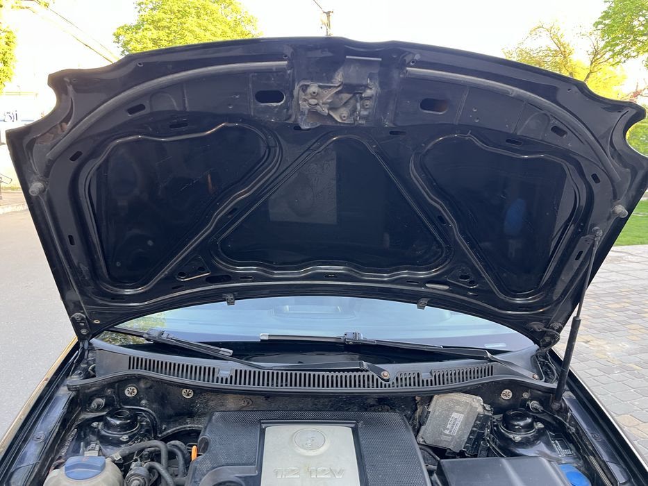 Продам Volkswagen Polo 1,2 бензин 2003 року!