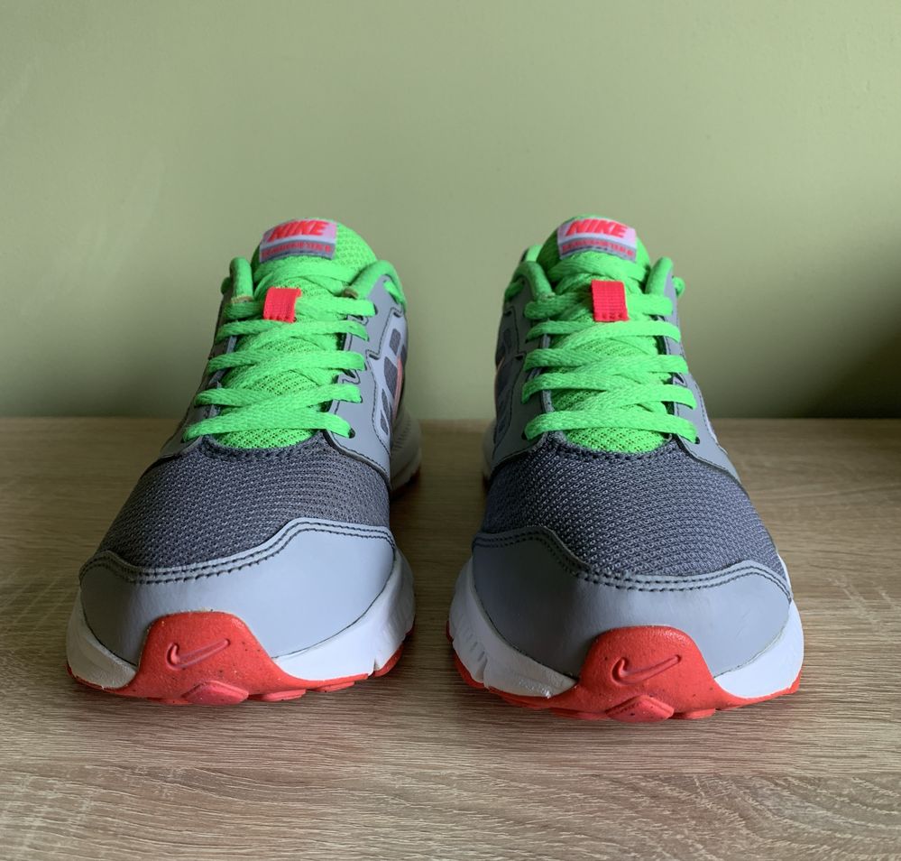 Кроссовки nike adidas reebok