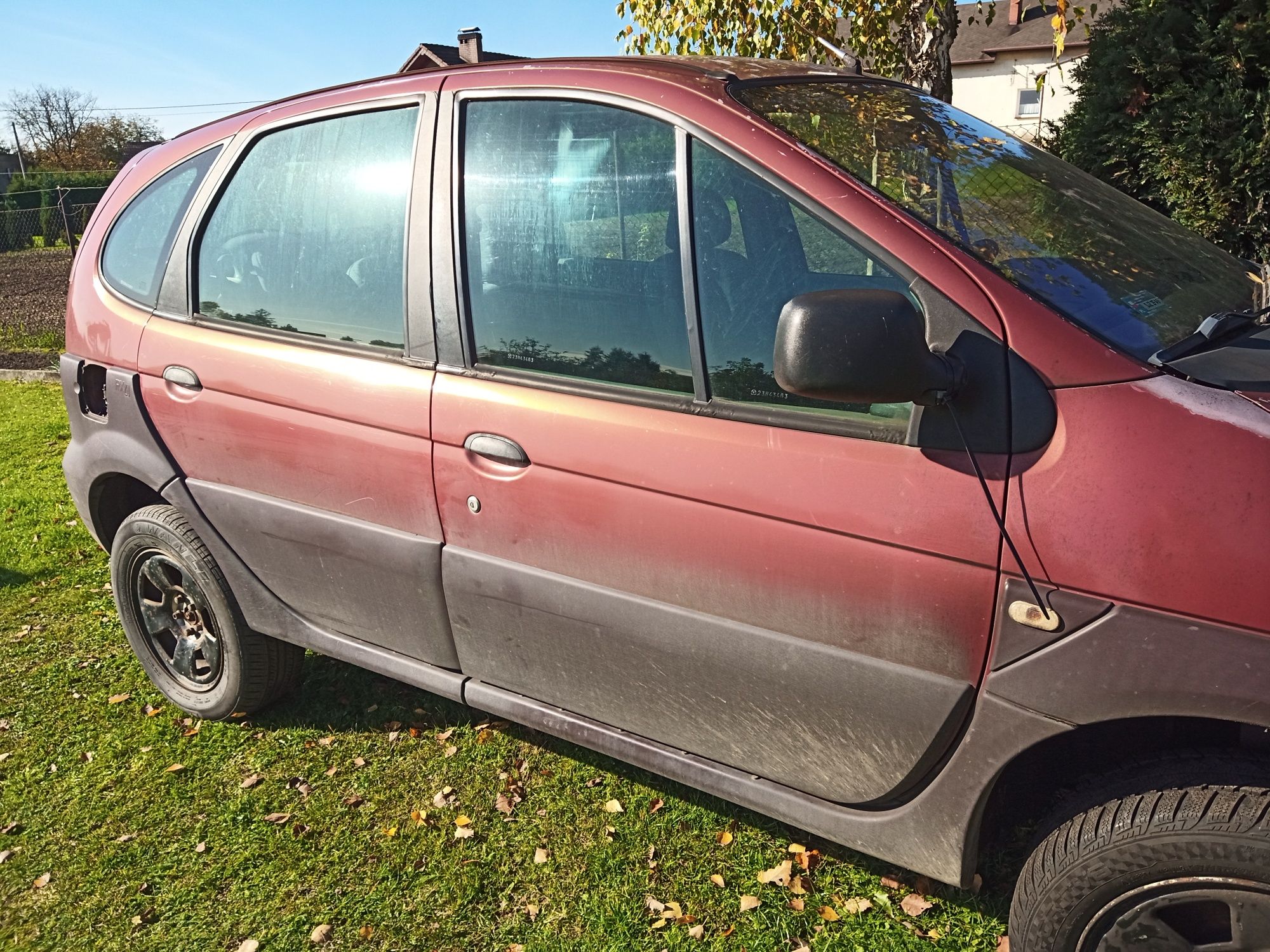 Renault Scenic rx4 na części - szyby, lampy, inne