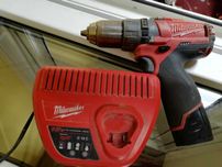 Дриль-шурупокрут акумуляторний MILWAUKEE, M12 CDD