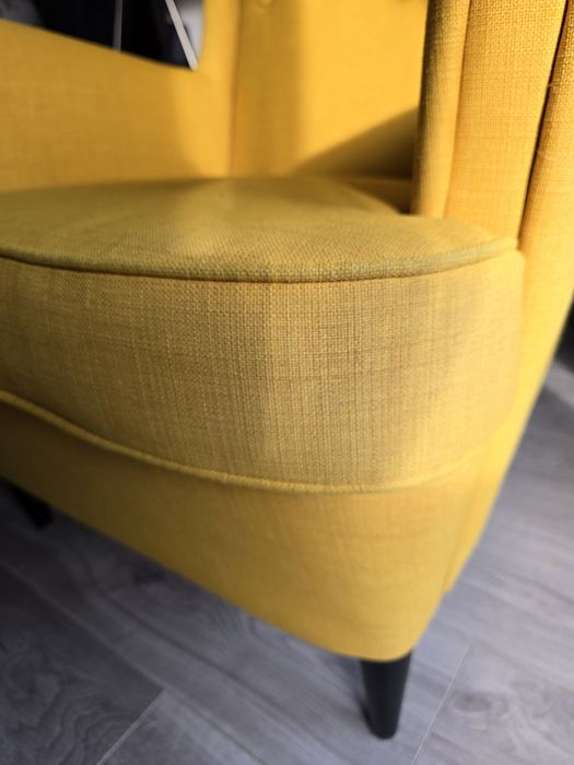 Fotel uszak Ikea Strandmon żółty
