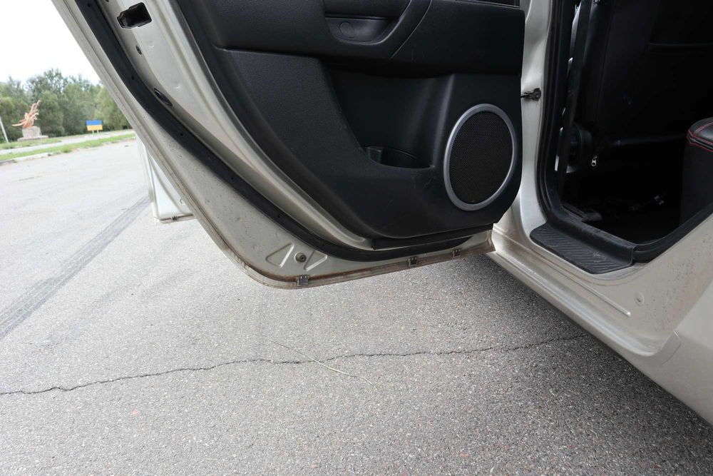 Mazda 3 2007 • 2.0 бензин • без вкладень • доглянута