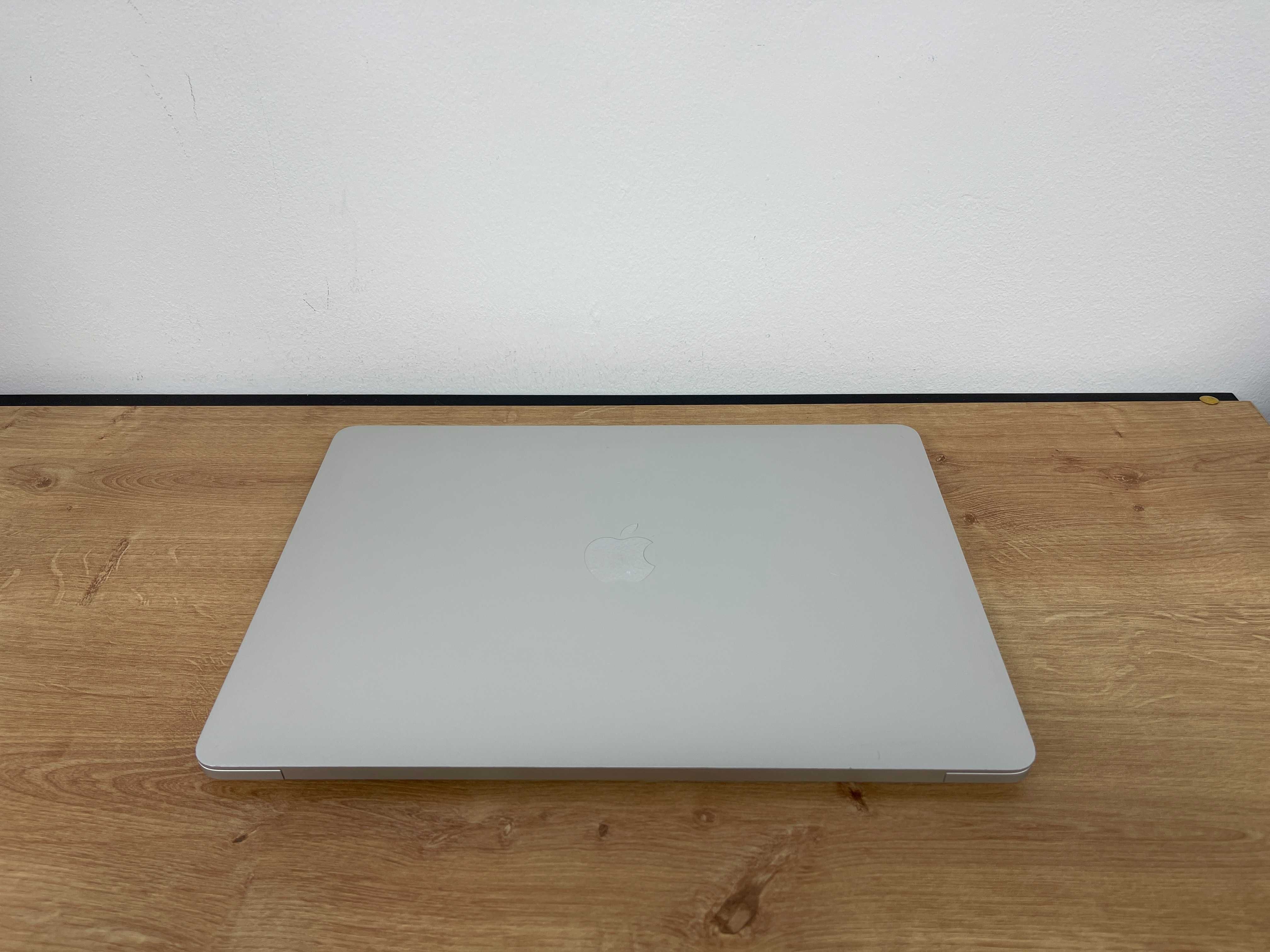 Macbook pro 2020 (2023 випуск) (m1/8gb/512 ssd). Гарантія 47503SV