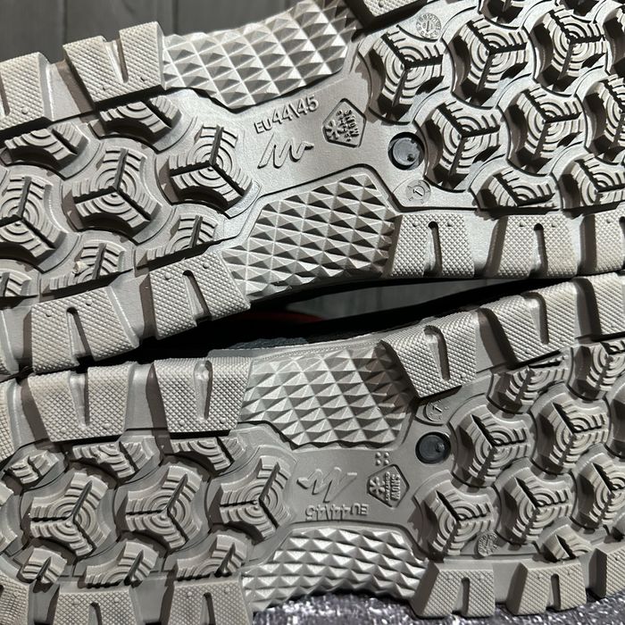 Зимові утеплені черевики Quechua Waterproof 44/45 розмір 28/28.5 см