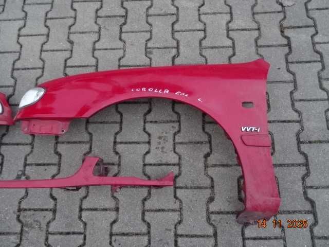 Toyota Corolla E11 Błotnik Prawy Lewy Nosek Listwa Pod Lampe Ochronna