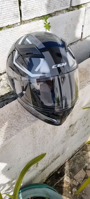 Vendo capacete CGM