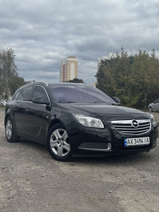 Opel Insignia Sports Tour 2.0 cdti дизель