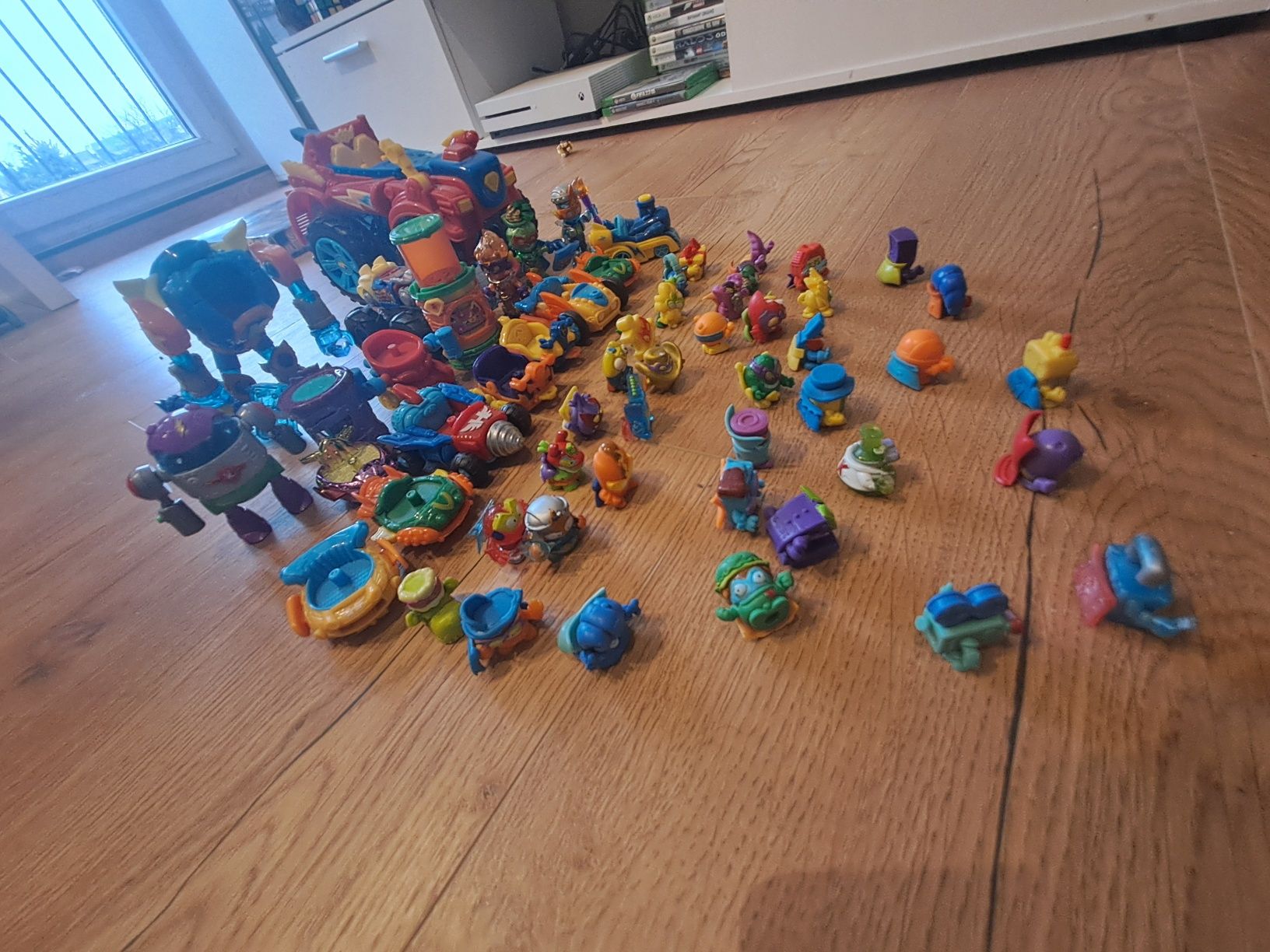 Super Zinx super things pojazdy figurki sklep 1100 zł