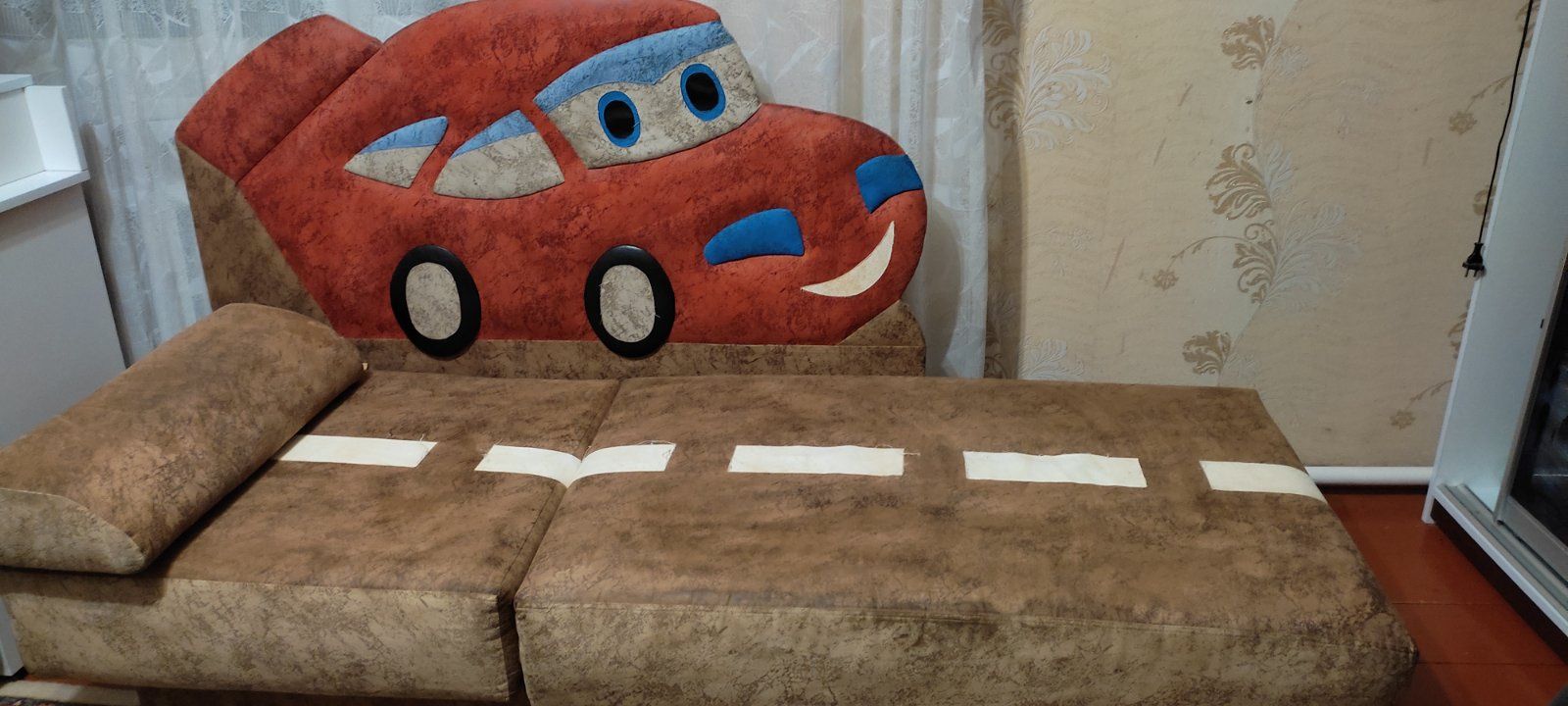 Продам дитячий диван
