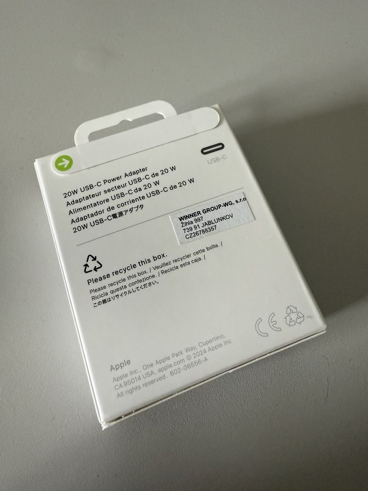 Oryginalna ladowarka apple 20W USB C power adapter