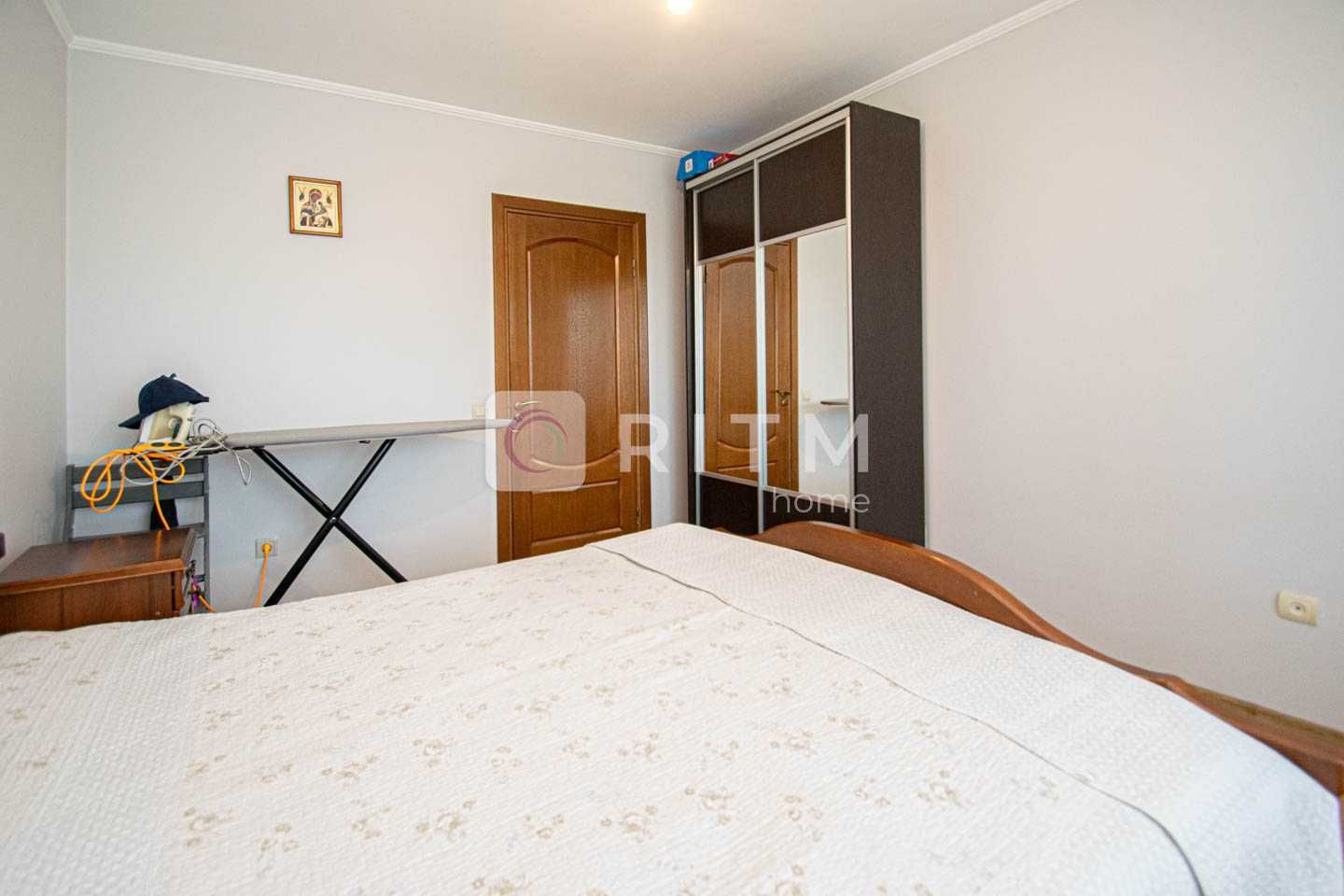Продаж 3-к. квартири на вул. Злуки 4а