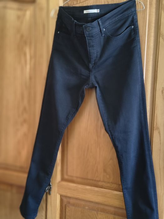 Spodnie jeans Levi's czarne damskie