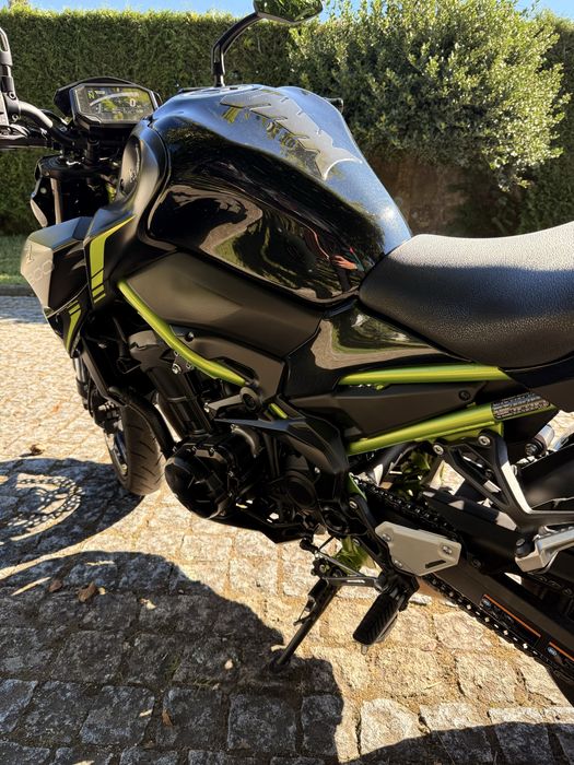 Kawasaki z900, 2022