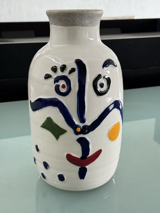 Peça de arte em porcelana lindissima!