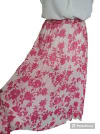 Spódnica midi szyfonowa w kwiaty plisowana różowa